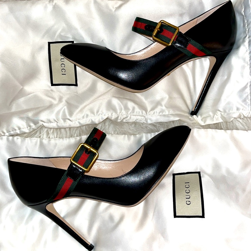 Gucci Sylvia Mary Jane Pumps w/ green & red strap. - Picture 6 of 6